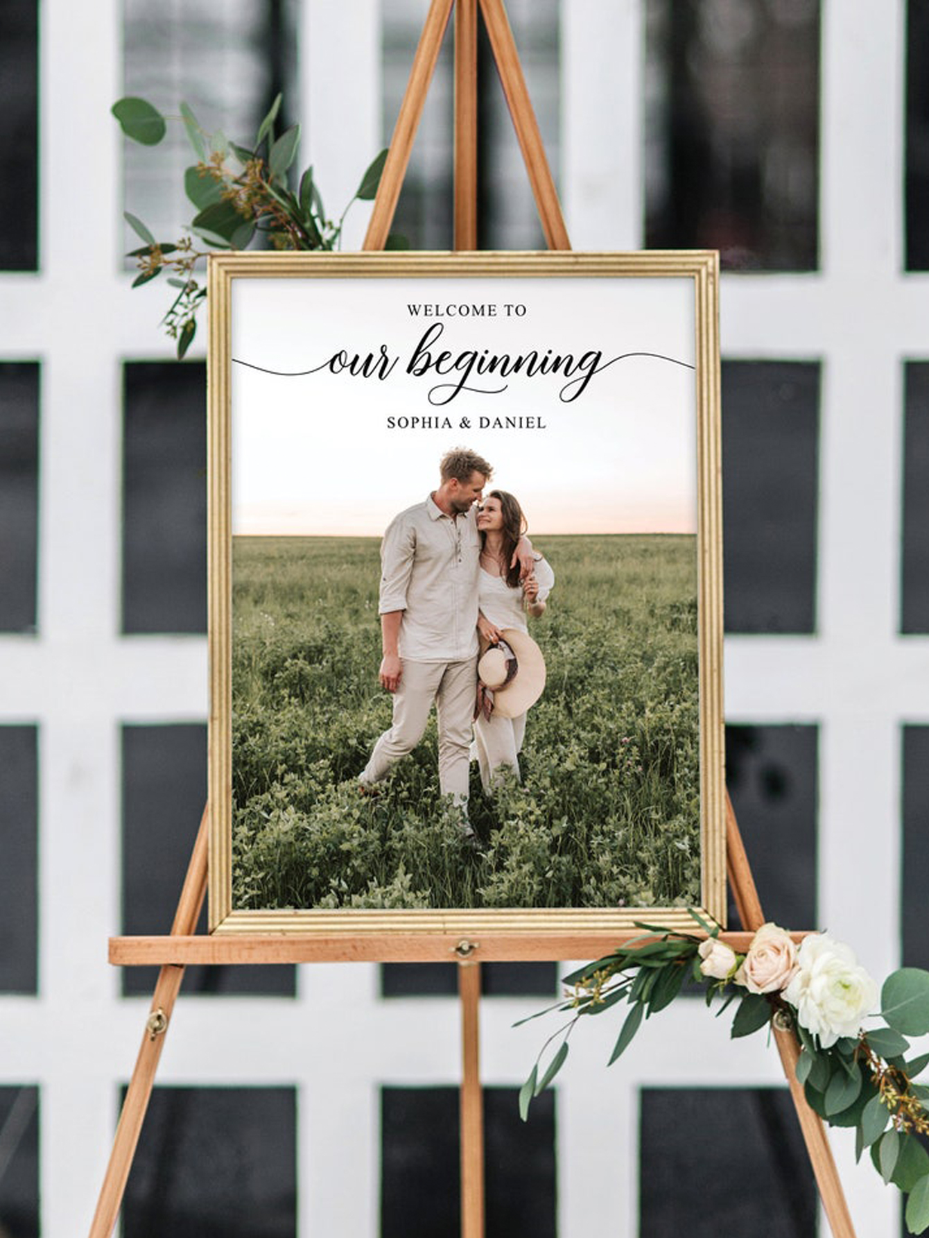 PVC wedding sign with customizable photo